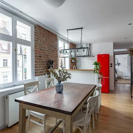 Klimatyczne Mieszkanie W Centrum * 포즈난