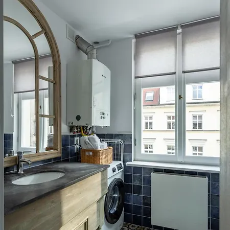 Klimatyczne Mieszkanie W Centrum *