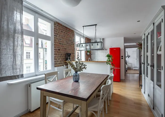 Klimatyczne Mieszkanie W Centrum * פוזנן